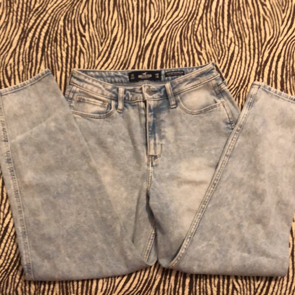 Hollister Mom Jeans